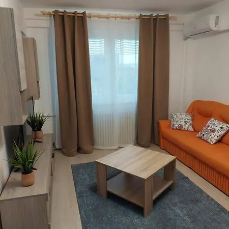 شقة Apartament Situat In Centrul Vechi Al Constantei *