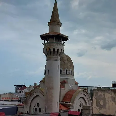 شقة Apartament Situat In Centrul Vechi Al Constantei كونستانتا